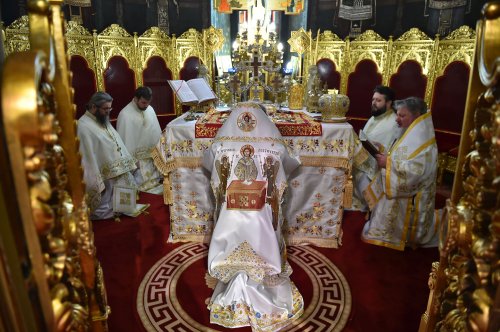 Ortodoxia, vederea cerească a lui Dumnezeu Poza 63200
