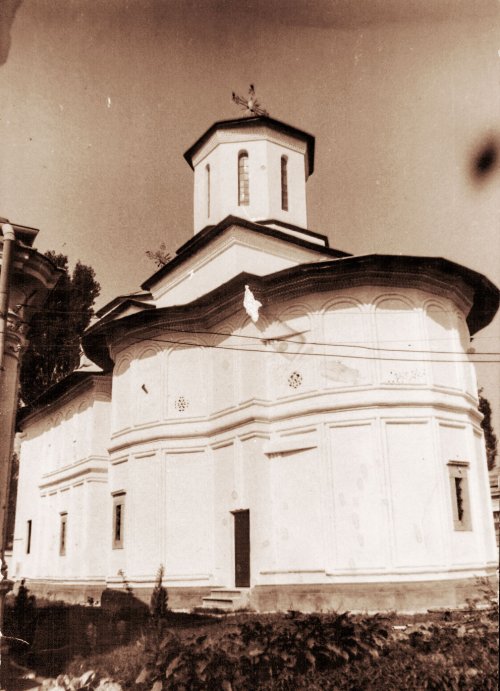 Salba bisericilor Blagoveşteniei din Oltenia Poza 63057