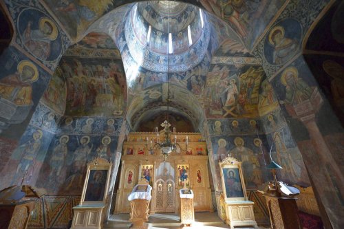 Săraca, mănăstirea de unde te întorci îmbogățit Poza 63028