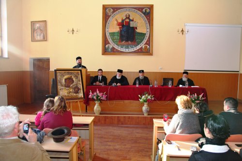 PS Macarie al Europei de Nord a conferenţiat la Sibiu Poza 62636