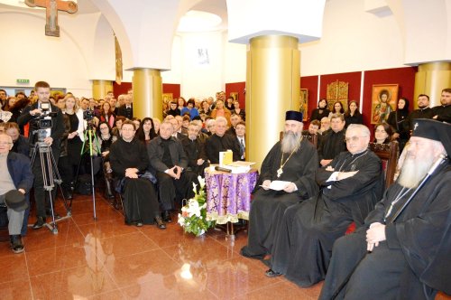 Volum al arhimandritului Dumitru Cobzaru, lansat la Cluj-Napoca Poza 62446