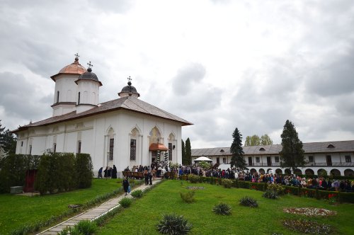 Patriarhul României a slujit la Mănăstirea Cernica Poza 62060
