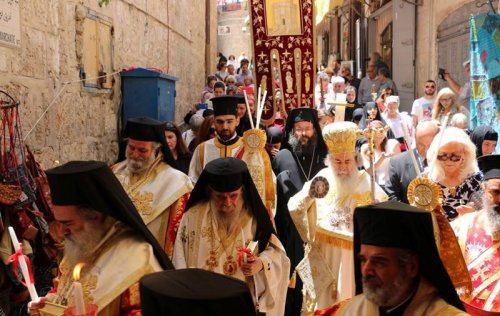 Sfintele Paşti în Bisericile Ortodoxe surori Poza 60750