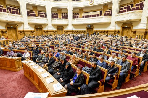 Continuitate şi noutate în arta religioasă Poza 60321