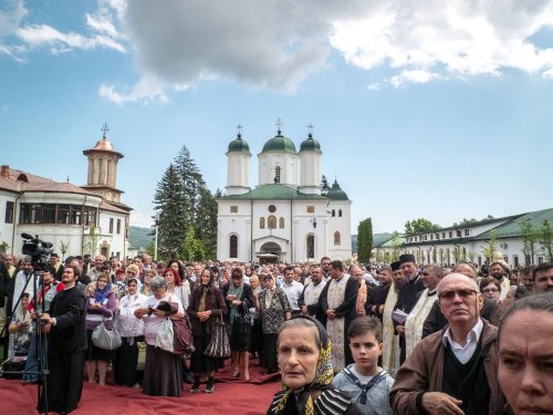 Hramul Catedralei din Râmnicu-Vâlcea Poza 60092