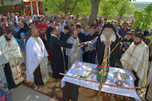 Binecuvântare arhierească în Parohia Dagâţa Poza 59674