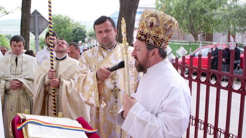 Biserici resfinţite în Mitropolia Moldovei şi Bucovinei Poza 59610