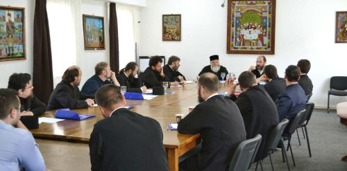 Persoanele cu adicţii în atenţia preoţilor din Arhiepiscopia Sibiului Poza 59441