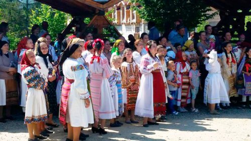 Eveniment cultural-religios în Parohia Bichigiu, Protopopiatul Năsăud Poza 58764