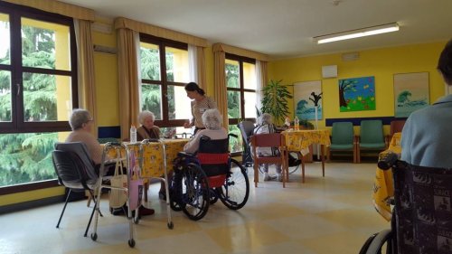 Parteneriat social cu instituţiile de îngrijire bătrâni din Italia Poza 58689