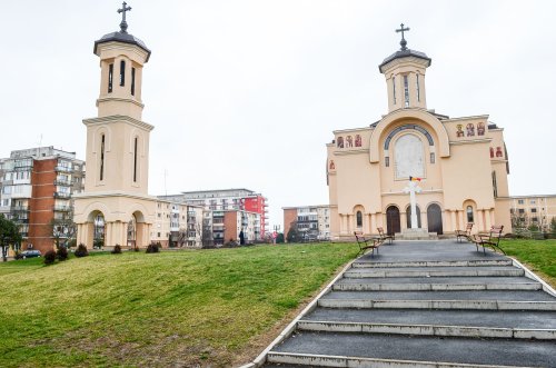 Micii misionari ai parohiei arădene Micălaca Veche II Poza 58586