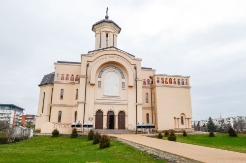 Micii misionari ai parohiei arădene Micălaca Veche II Poza 58587