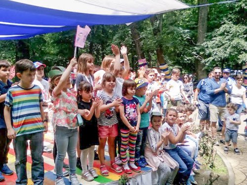 Festivalul „Amintiri din Copilărie”, un loc fără reguli Poza 58459
