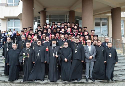 Festivitate la Facultatea de Teologie Ortodoxă albaiuliană Poza 58278