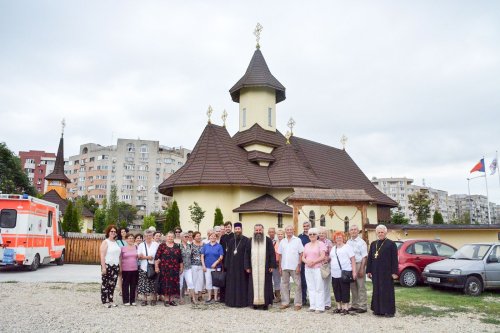 Pelerini români din Ungaria la biserici și mănăstiri bucureștene Poza 57535