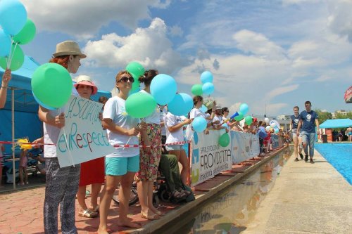 „Providenţa“ în sprijinul proiectelor înscrise la Swimathon 2016 Poza 57136