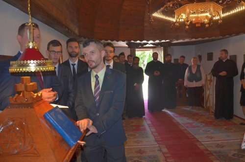 Examen de licență pentru studenții teologi din Timișoara Poza 56867
