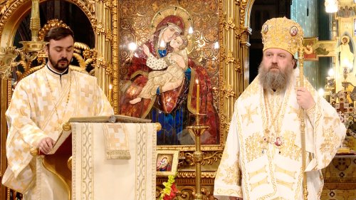 Duminica a 5-a după Rusalii la Catedrala Patriarhală Poza 56015
