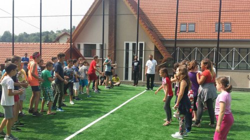 60 de copii din Dej, în tabără la Sângeorz Băi Poza 55553