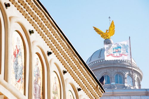 Participarea Bisericii Ortodoxe Române la funeraliile regale ale Reginei Ana a României Poza 55391