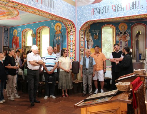 Pelerini clujeni la sfintele locaşuri din Defileul Dunării Poza 55143
