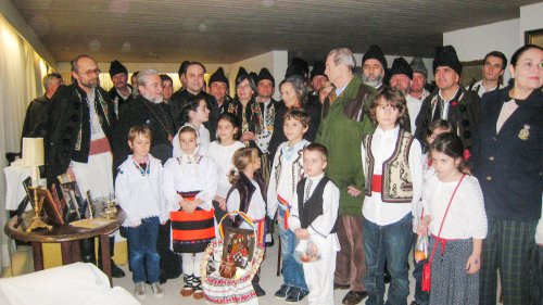 Familia Regală în diaspora ortodoxă română Poza 54975