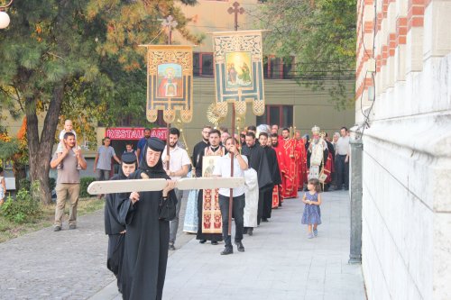 Praznicul Sfântului Ierarh Nifon în Mitropolia Olteniei Poza 54980