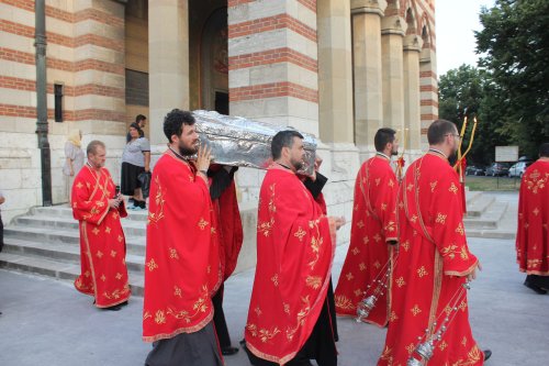 Praznicul Sfântului Ierarh Nifon în Mitropolia Olteniei Poza 54984