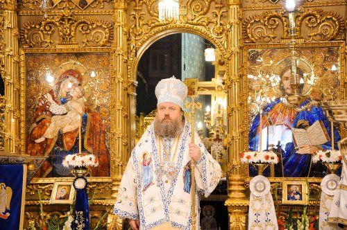 „Maica Luminii” prăznuită la Catedrala Patriarhală Poza 54887