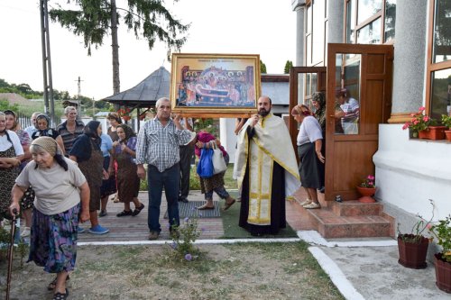 Evenimente duhovniceşti în Parohia Valea Bisericii-Orleşti Poza 54594