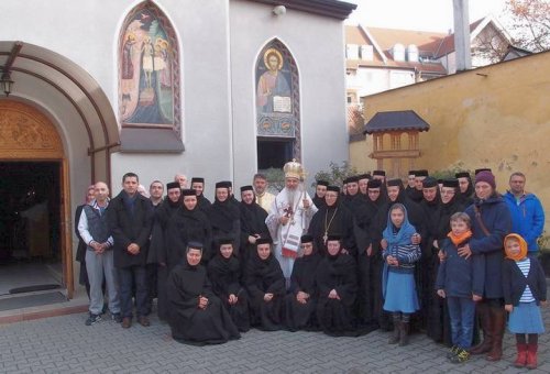 Pentru imigranții români, Biserica înseamnă reîntoarcerea acasă Poza 54566
