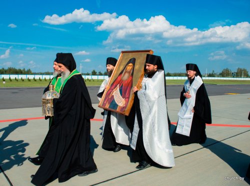 Cinstitul cap al Sfântului Cuvios Siluan Athonitul a fost adus la Minsk Poza 54363