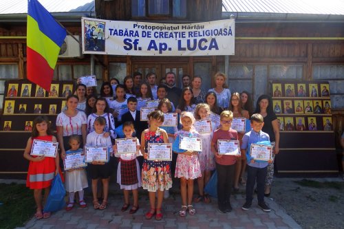 Premierea copiilor participanţi la Tabăra „Sfântul Apostol Luca“ Poza 53876