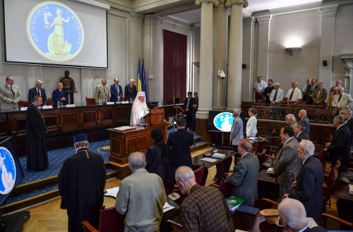 Adunarea Generală a Academiei Române Poza 53762