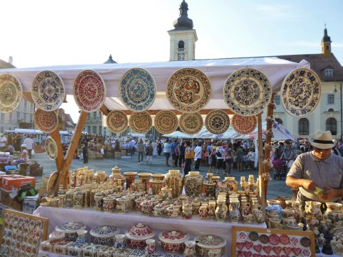 Târgul Olarilor, la a 50-a ediție în Piața Mare din Sibiu Poza 53635