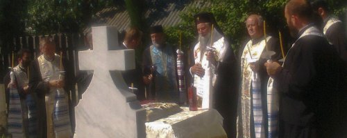 Sărbătoare aleasă în biserica din Mileşti Poza 53589