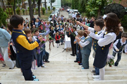 Binecuvântare pentru un nou an şcolar Poza 53294