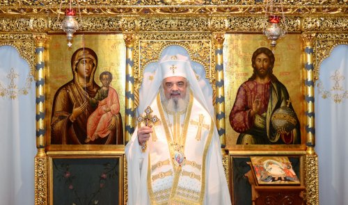 Sfânta Cruce - lumină şi binecuvântare pentru creştini Poza 373889