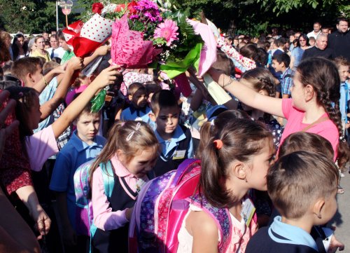 Festivităţi la început de an şcolar, în Transilvania Poza 53116