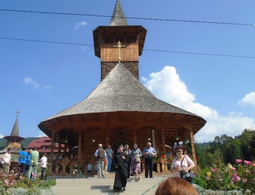 Credincioși clujeni în pelerinaj pe meleaguri moldovene Poza 52779