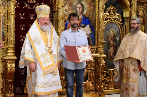 Sfințirea unui nou baldachin la Catedrala Patriarhală Poza 52815