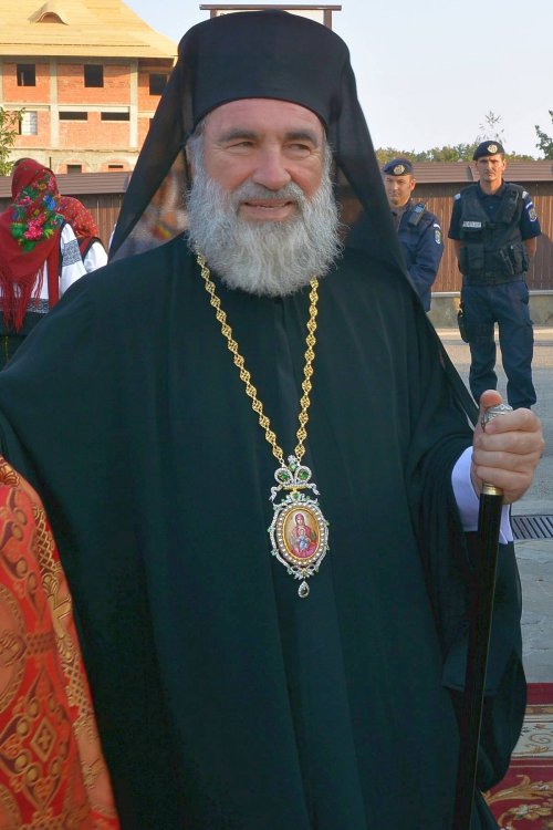 IPS Arhiepiscop Ioachim, în itinerar spiritual în Moldova Poza 52468