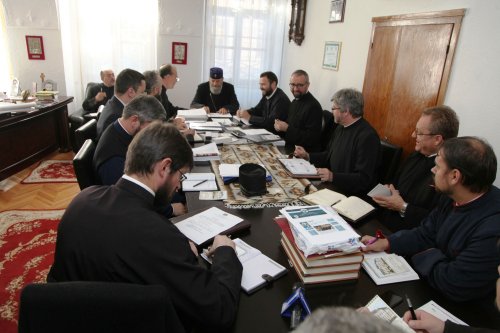 Ședință administrativă cu protopopii din Arhiepiscopia Sibiului Poza 52365