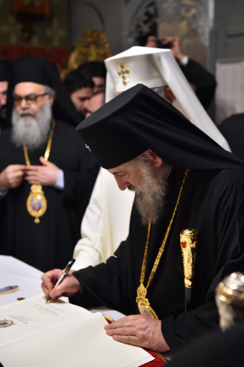 Delegaţiile patriarhale, întâmpinate la Râmnicu-Vâlcea Poza 52122