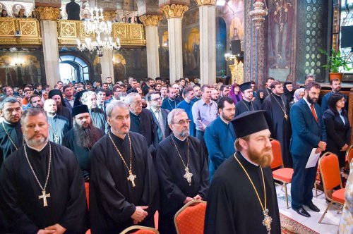Patriarhul României a sărbătorit 9 ani de la întronizare Poza 51935