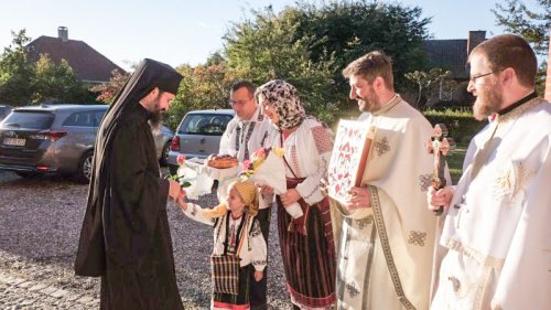 Binecuvântare arhierească pentru tinerii ortodocşi din Copenhaga Poza 51433