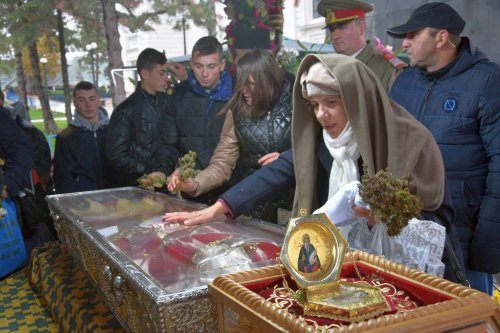 „Când ajung la sfintele moaşte, simt nişte trăiri foarte intense“ Poza 51137