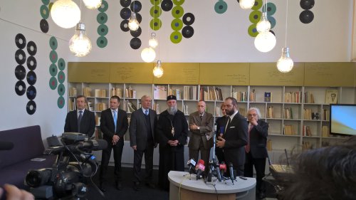 „Biblioteca exilului românesc” a fost inaugurată Poza 50783