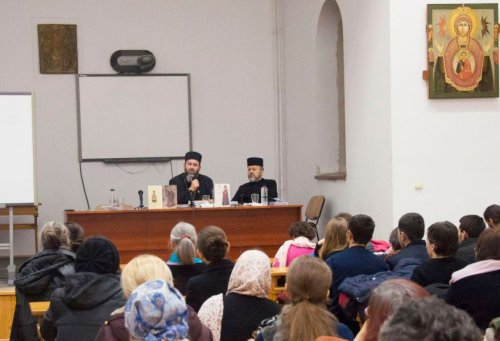 Seară duhovnicească la Facultatea de Teologie Ortodoxă din Bucureşti Poza 48978