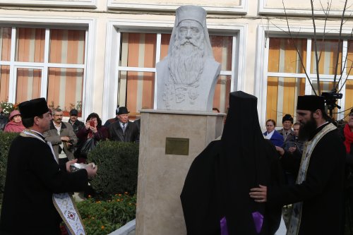 Manifestare omagială dedicată Episcopului Iacov Antonovici Poza 48819